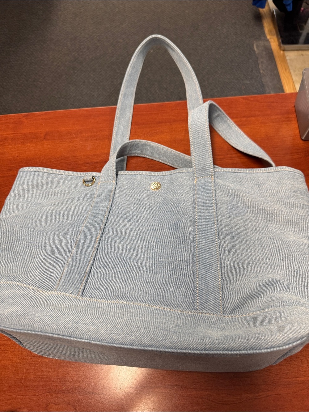 Nanette lepore tote // 100410